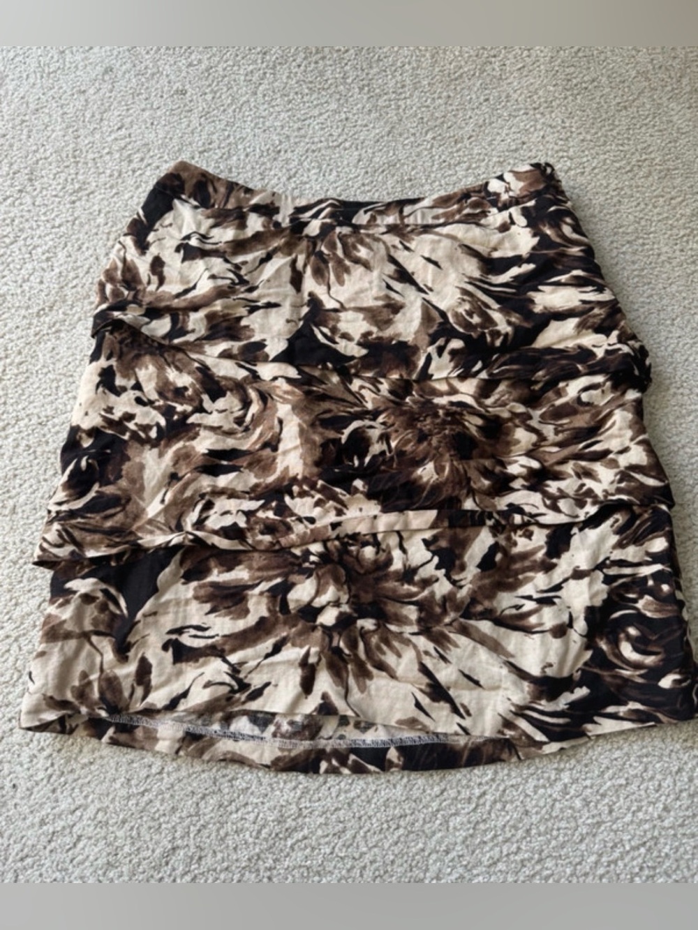 Vintage 2000s Adrienne Vittadini Brown and Cream Floral Tiered Mini Skirt
